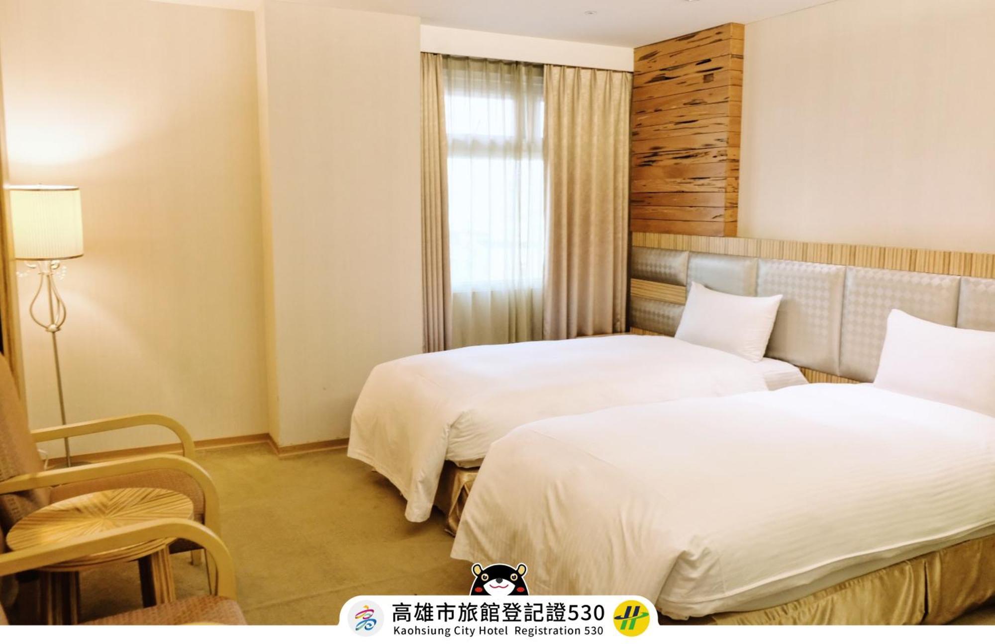 友愛京賞國際大飯店 Yoai Jing Shang Hotel Kaohsiung Exterior photo
