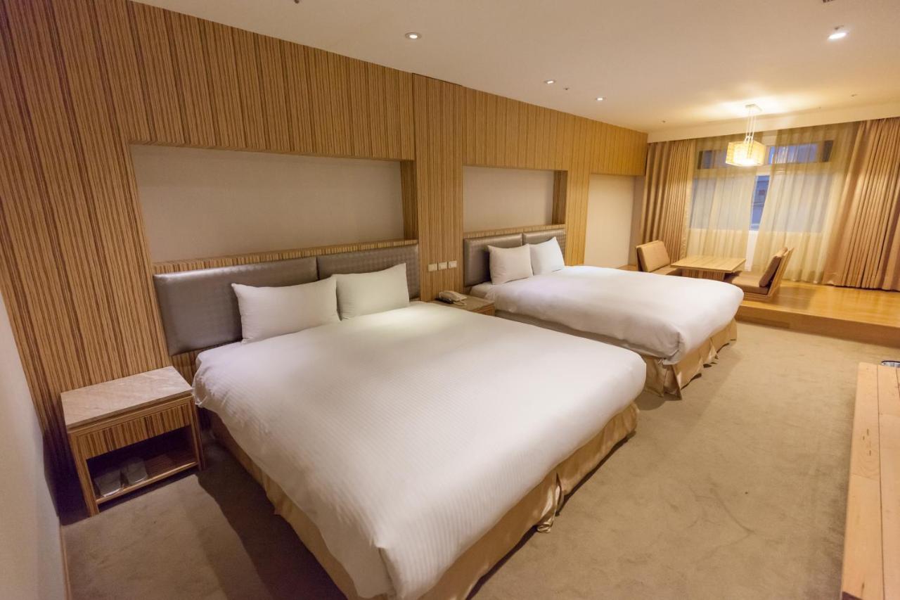 友愛京賞國際大飯店 Yoai Jing Shang Hotel Kaohsiung Exterior photo